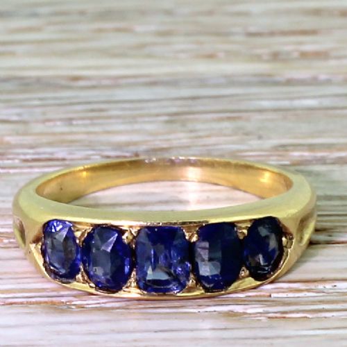 fig 1. Edwardian 1.70 Carat Natural Sapphire Five Stone Ring, circa 1910
