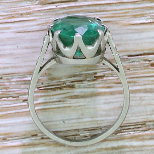 fig 3. Art Deco 5.20 Carat Oval Cut Emerald Solitaire Ring, circa 1935
