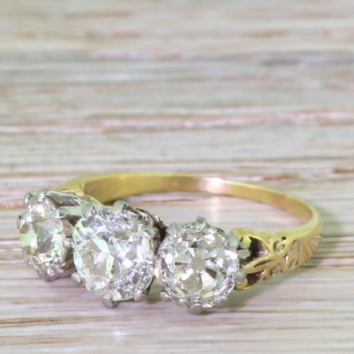 Art Deco 2.59 Carat Old Cut Diamond Trilogy Ring, Circa 1915
