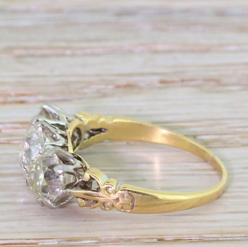 fig 2. Art Deco 2.59 Carat Old Cut Diamond Trilogy Ring, circa 1915