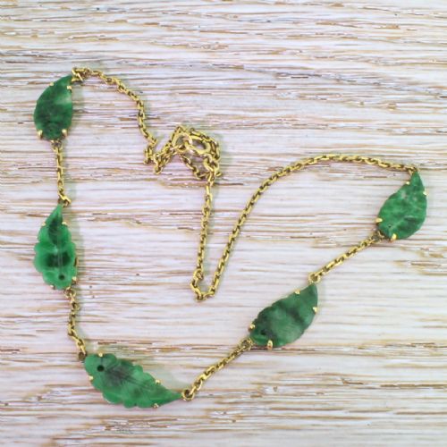 Mid Century Carved Imperial Jade Choker Necklace, 1950
