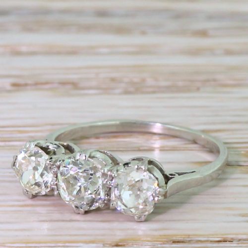 Art Deco 1.33 Carat Old Cut Diamond Trilogy Ring, Circa 1925
