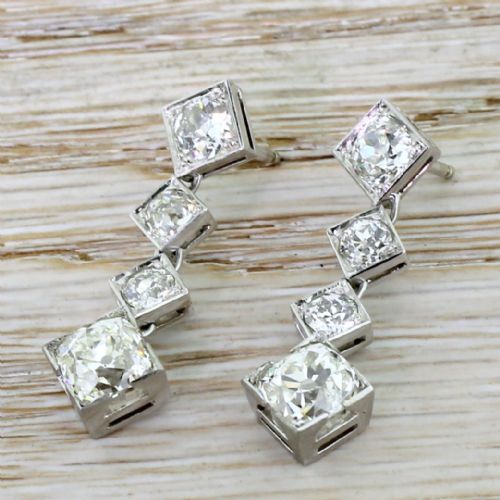 Art Deco 4.71 Carat Old Cut Diamond Drop Earrings, Circa 1935
