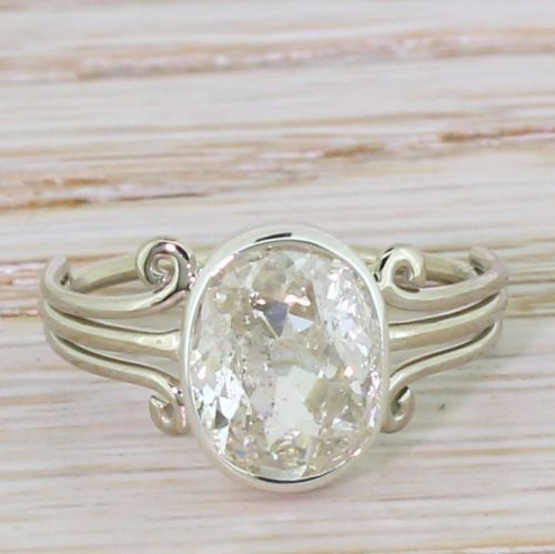fig 1. Art Deco 2.03 Carat Old Oval Cut Diamond Engagement Ring, circa 1935