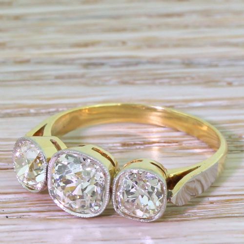 Art Deco 2.96 Carat Old Cut Diamond Trilogy Ring, Circa 1925
