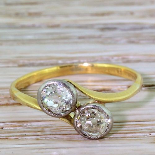 fig 1. Victorian 0.96 Carat Old Cut Diamond Crossover Ring, circa 1870