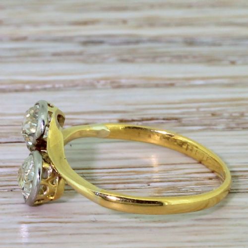 fig 2. Victorian 0.96 Carat Old Cut Diamond Crossover Ring, circa 1870