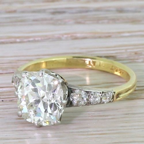 Art Deco 2.64 Carat Old Cut Diamond Engagement Ring, Circa 1940
