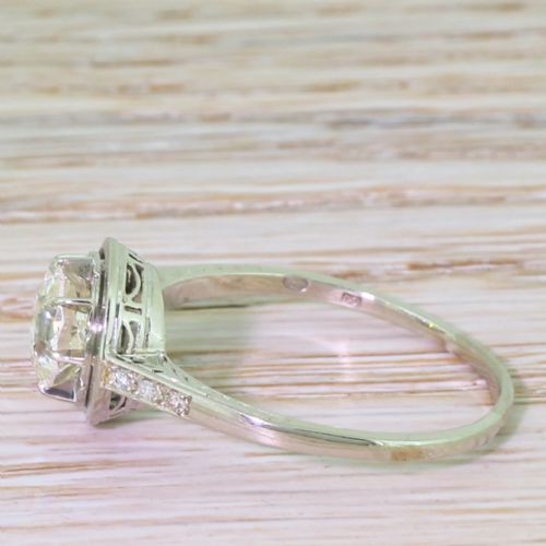 fig 2. Art Deco 1.68 Carat Old Cut Diamond Engagement Ring, circa 1940