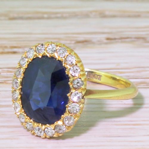 Art Deco 3.70 Carat Natural Unheated Sapphire & Diamond Cluster Ring, Circa 1945

