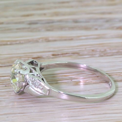 fig 2. Art Deco 1.64 Carat Old Cut Diamond Engagement Ring, circa 1940