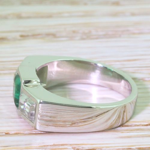 fig 2. Retro Colombian Emerald & Baguette Cut Diamond Trilogy Ring, circa 1945