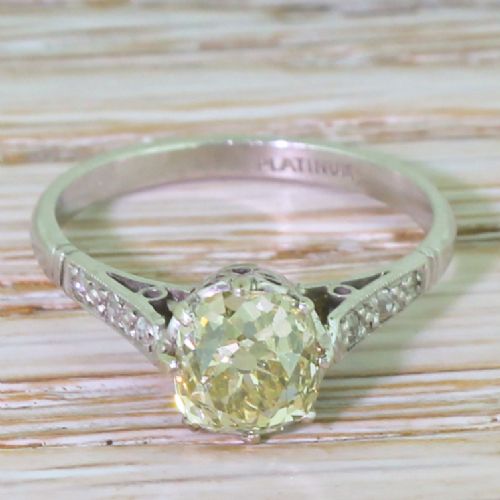 fig 1. Edwardian 1.33 Carat Fancy Greenish Yellow Old Cut Diamond Ring, circa 1910