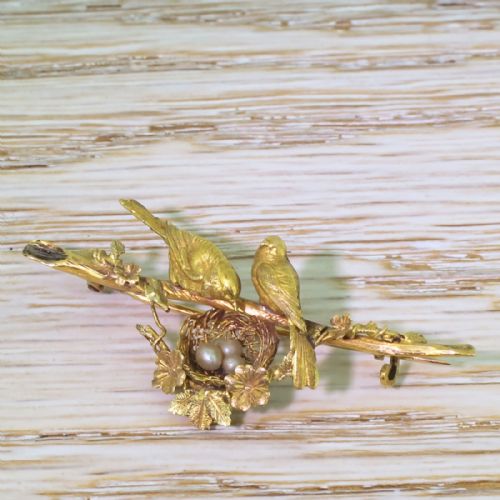 Mid Century Natural Pearl Nesting Lovebirds Pin Brooch, 1950
