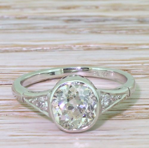 fig 1. Art Deco 1.30 Carat Old Cut Diamond Engagement Ring, circa 1915