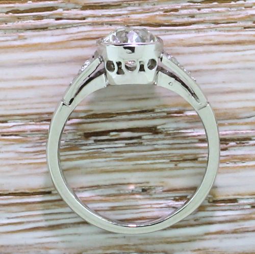 fig 3. Art Deco 1.30 Carat Old Cut Diamond Engagement Ring, circa 1915