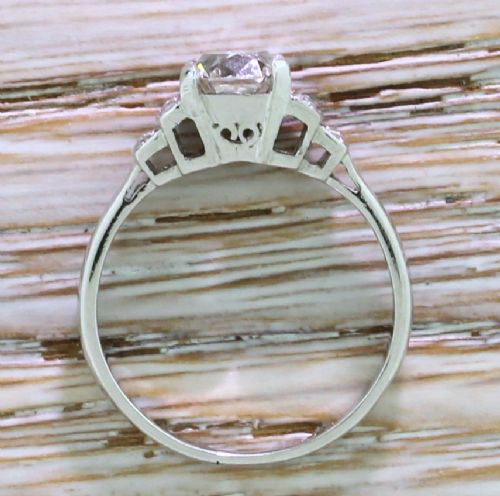 fig 3. Art Deco 1.15 Carat Old Cushion Cut Diamond Engagement Ring, circa 1915
