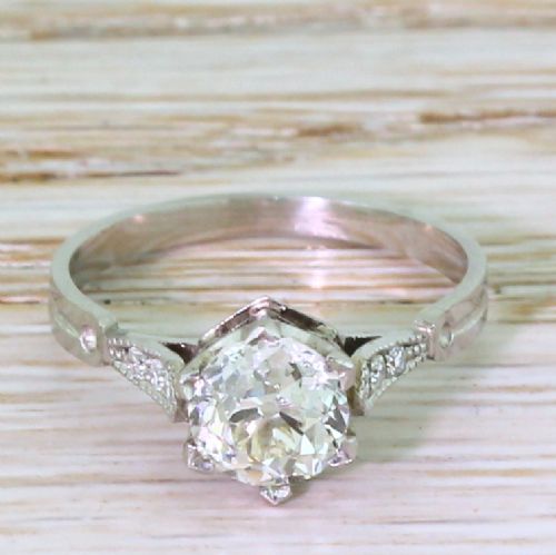 fig 1. Art Deco 1.08 Carat Old Cut Diamond Engagement Ring, circa 1930
