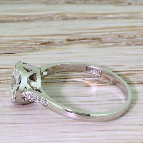 fig 2. Art Deco 1.26 Carat Old Cut Diamond Engagement Ring, circa 1925