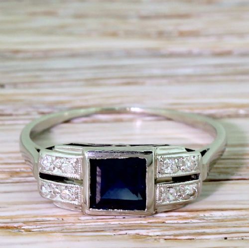 fig 1. Art Deco 0.75 Carat Sapphire & Diamond Ring, circa 1935