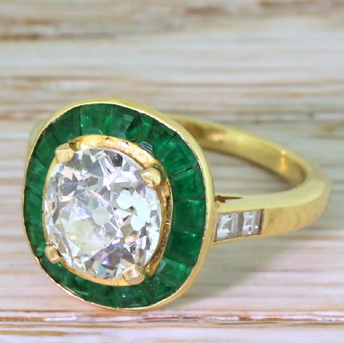 Mid Century 1.91 Carat Old Cut Diamond & Emerald Halo Ring, French, 1950

