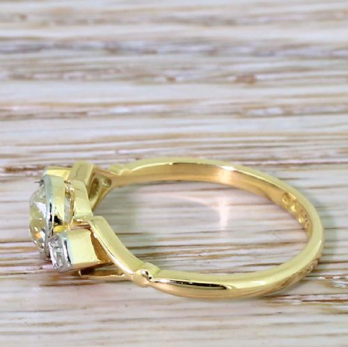 fig 2. Art Deco 0.92 Carat Old Cut Diamond Engagement Ring, circa 1915