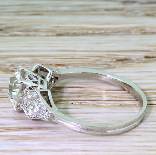 fig 2. Art Deco 1.56 Carat Old European Cut Diamond Engagement Ring, circa 1925
