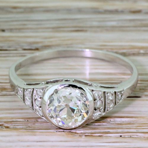 fig 1. Art Deco 1.42 Carat Old Cut Diamond Engagement Ring, circa 1935
