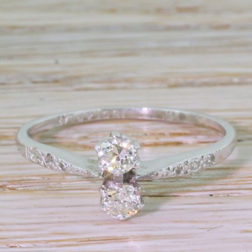 fig 1. Art Deco 0.30 Carat Old Cut Diamond Toi et Moi Ring, circa 1930
