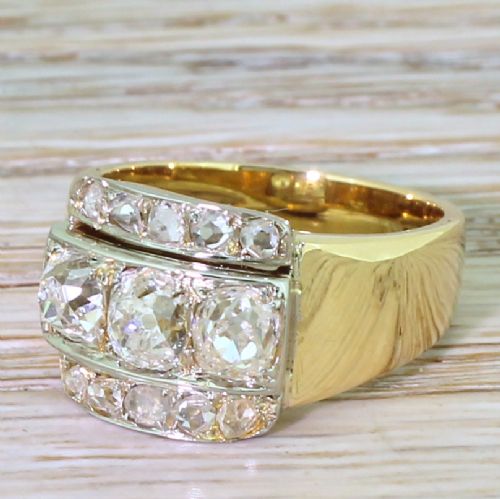 Art Deco 2.00 Carat Old Cut & Rose Cut Diamond Trilogy Ring, Circa 1915
