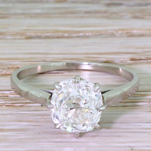 fig 1. An Art Deco diamond solitaire engagement ring featuring an old mine cut diamond set in platinum.