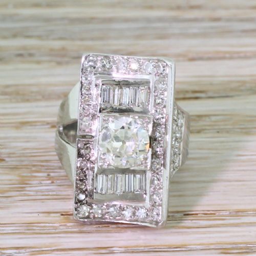 fig 1. Art Deco 2.68 Carat Old Cut & Baguette Cut Diamond Ring, circa 1940