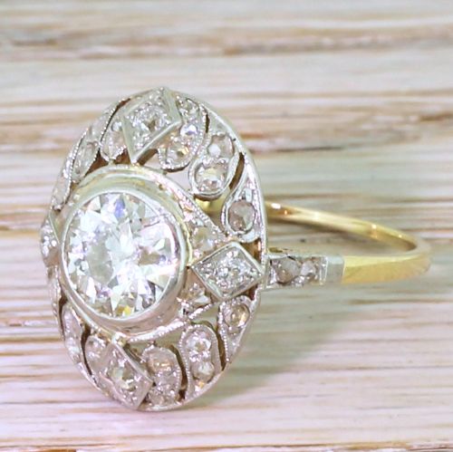 Edwardian 1.30 Carat Old Cut Diamond Cluster Ring, Circa 1910
