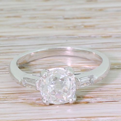fig 1. Art Deco 1.27 Carat Old Mine Cut Diamond Engagement Ring, circa 1930
