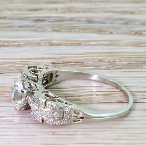 fig 2. Art Deco 1.09 Carat Old Cut Diamond Engagement Ring, 1915
