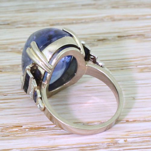 fig 3. Art Deco 24.02 Carat Natural Ceylon Cabochon Sapphire Ring, circa 1935
