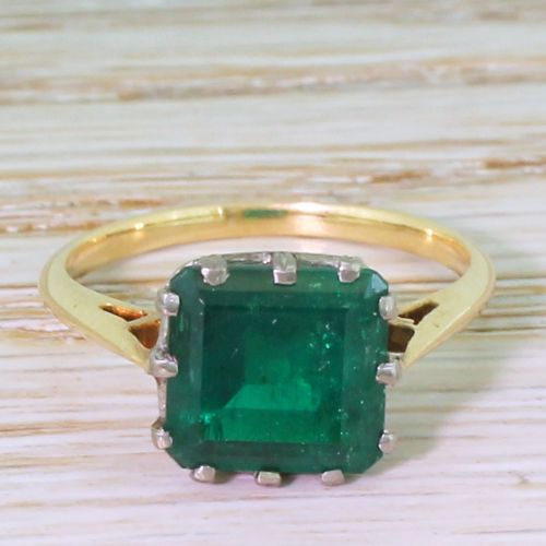 fig 1. Art Deco 2.85 Carat Colombian Emerald Solitaire Ring, circa 1925
