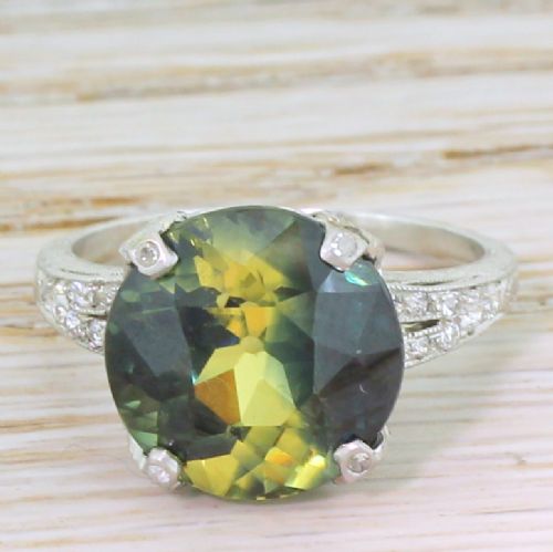 fig 1. Edwardian 9.35 Carat Natural Yellow & Blue Sapphire Solitaire Ring, circa 1910