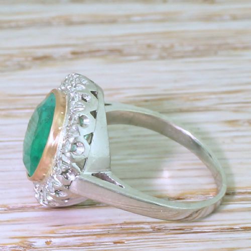 fig 2. Art Deco 2.94 Carat Minor Oil Colombian Emerald & Diamond Cluster Ring, circa 1940