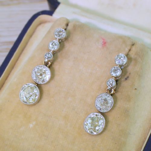 Art Deco 4.24 Carat Old Cut Diamond Drop Earrings, Circa 1915
