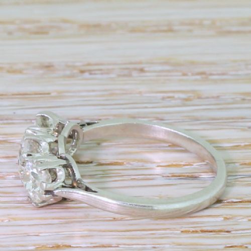 fig 2. Art Deco 1.46 Carat Old Cut Diamond Trilogy Ring, circa 1930