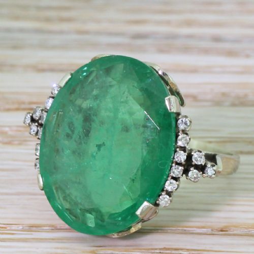 Retro 15.10 Carat Colombian Emerald Ring, Circa 1955
