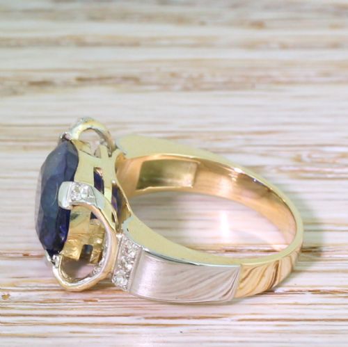 fig 2. Retro 8.12 Carat Sapphire Ring, circa 1955
