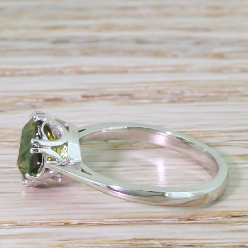 fig 2. Mid Century 2.89 Carat Yellow & Blue Natural Sapphire Solitaire Ring, circa 1950
