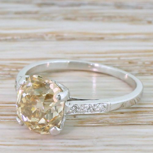 Art Deco 2.33 Carat Light Orangey Brown Old Cut Diamond Engagement Ring, Circa 1935
