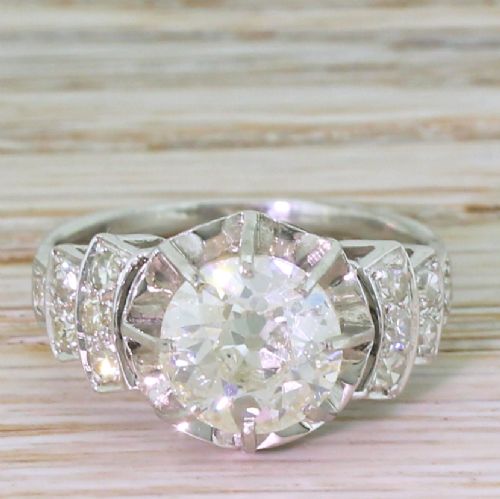 fig 1. Art Deco 2.31 Carat Old Cut Diamond Engagement Ring, circa 1920
