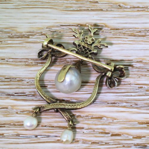 fig 1. Victorian Natural Pearl & Rose Cut Diamond Brooch, circa 1860