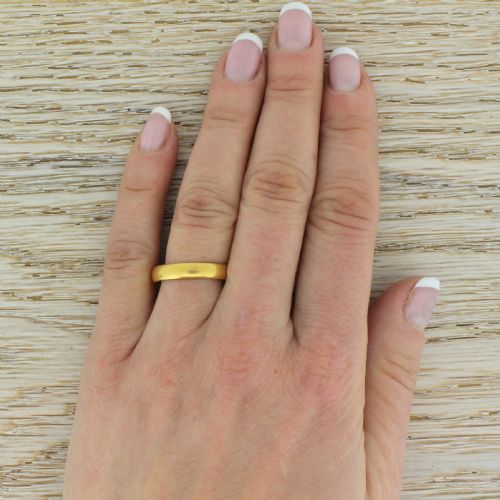 fig 1. Edwardian 22k Yellow Gold Wedding Band, dated 1907