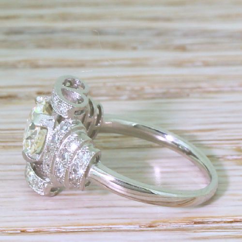 fig 2. Art Deco 1.34 Carat Old European Cut Diamond Ring, circa 1920
