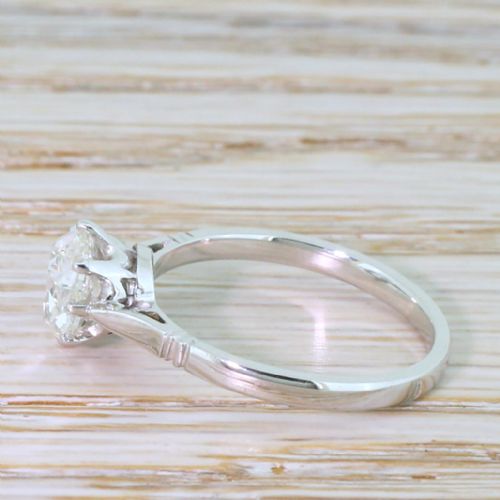 fig 2. Art Deco 1.17 Carat Old Mine Cut Diamond Engagement Ring, circa 1935